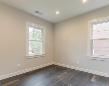 308 S Veitch Street - Photo Thumbnail 13