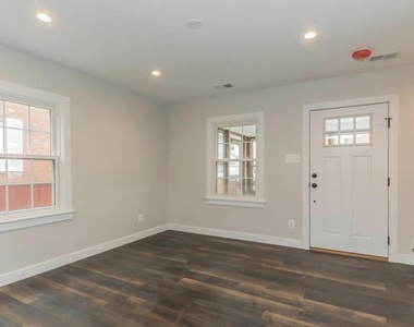 308 S Veitch Street - Photo Thumbnail 9