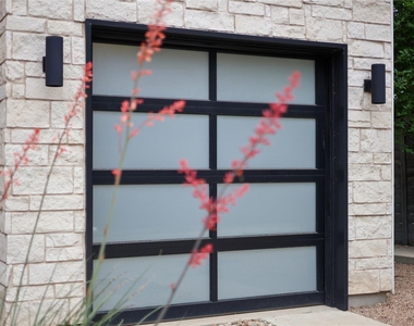 108 Tillery St - Photo Thumbnail 3