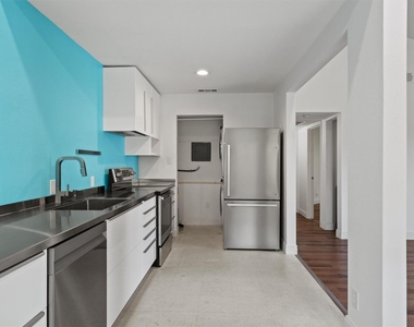 9226 Jollyville Rd - Photo Thumbnail 7