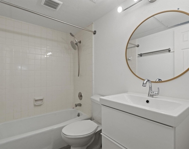 9226 Jollyville Rd - Photo Thumbnail 20