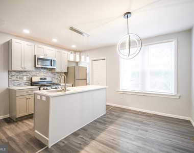 4615 Fernhill Road - Photo Thumbnail 5