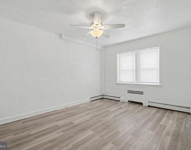 5200 W Montgomery Avenue - Photo Thumbnail 11