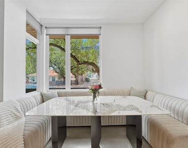 2118 Brackenridge St - Photo Thumbnail 4