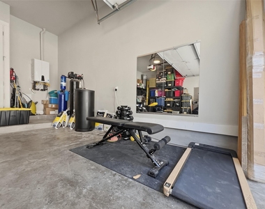 2118 Brackenridge St - Photo Thumbnail 24