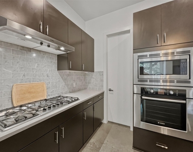 2118 Brackenridge St - Photo Thumbnail 11
