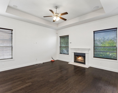 2604 Lou Hollow Pl - Photo Thumbnail 8