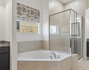 2604 Lou Hollow Pl - Photo Thumbnail 10