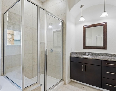 2604 Lou Hollow Pl - Photo Thumbnail 13