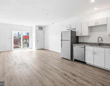 915 N Broad Street - Photo Thumbnail 2