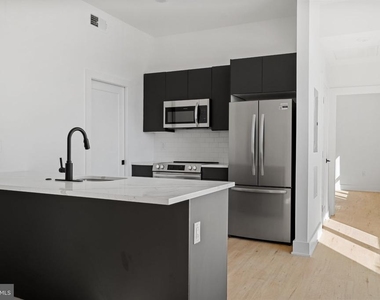 1221 4th Street N - Photo Thumbnail 7