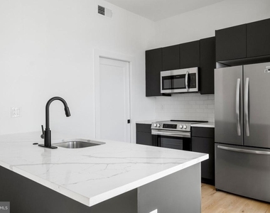 1221 4th Street N - Photo Thumbnail 3