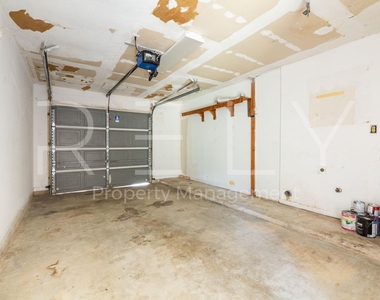 205 W William Cannon Dr - Photo Thumbnail 21
