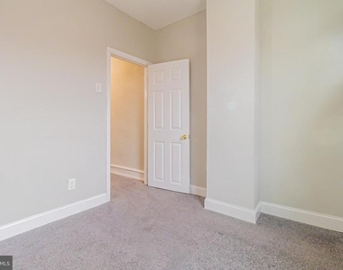 1528 S Hollywood Street - Photo Thumbnail 14