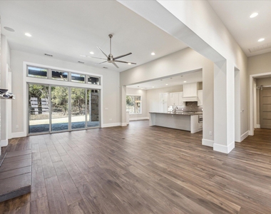 2604 Arion Cir - Photo Thumbnail 3