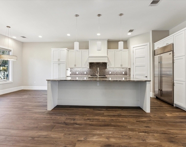 2604 Arion Cir - Photo Thumbnail 6