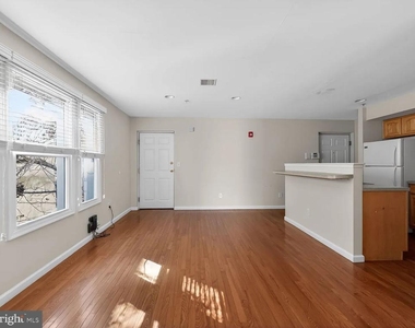 1521 N 15th Street - Photo Thumbnail 1