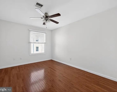 1521 N 15th Street - Photo Thumbnail 6