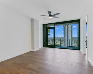 84 East Ave - Photo Thumbnail 5