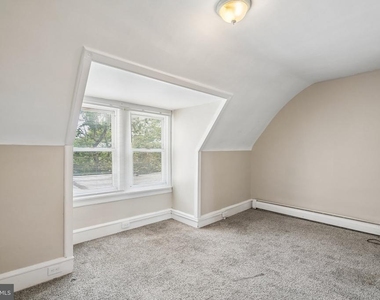 481 Gerhard Street - Photo Thumbnail 11