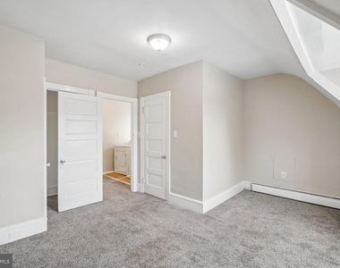 481 Gerhard Street - Photo Thumbnail 17