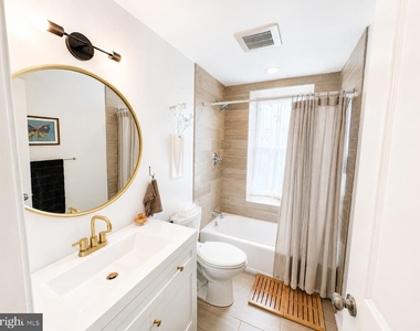 3578 New Queen Street - Photo Thumbnail 12