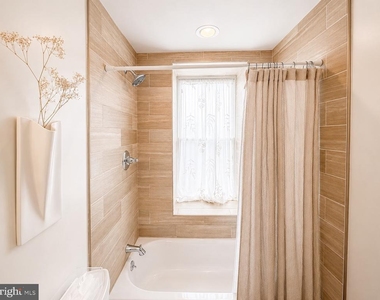 3578 New Queen Street - Photo Thumbnail 13