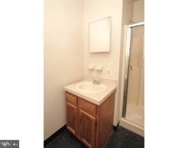 1734 W Diamond Street - Photo Thumbnail 8