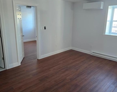 5927 Ridge Avenue - Photo Thumbnail 5