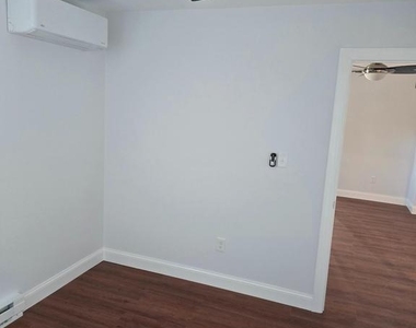 5927 Ridge Avenue - Photo Thumbnail 1
