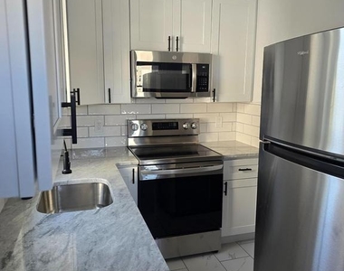 5927 Ridge Avenue - Photo Thumbnail 13