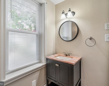 481 Gerhard Street - Photo Thumbnail 18