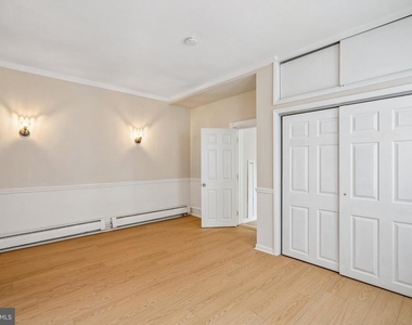 481 Gerhard Street - Photo Thumbnail 13