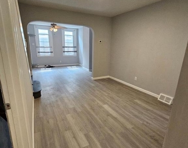 1847 E Lippincott Street - Photo Thumbnail 5