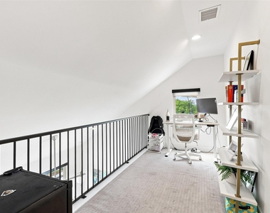 2800 Crest Ave - Photo Thumbnail 24