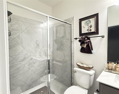 4644 Padula Dr - Photo Thumbnail 3