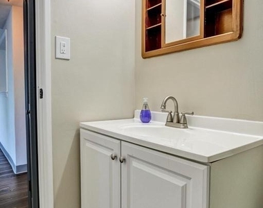 3323 Forest Lane - Photo Thumbnail 16