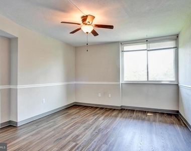 3323 Forest Lane - Photo Thumbnail 5