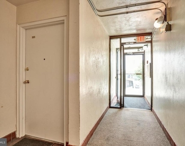 3323 Forest Lane - Photo Thumbnail 25