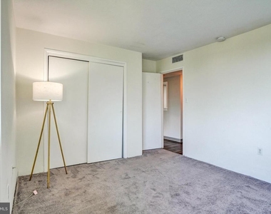 3323 Forest Lane - Photo Thumbnail 12