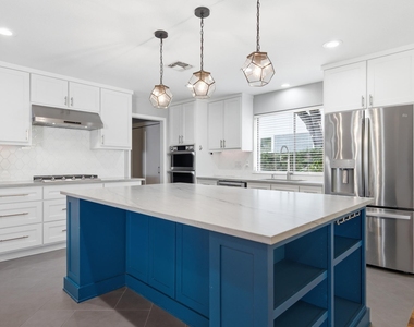 11826 Carshalton Dr - Photo Thumbnail 7