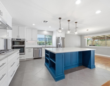 11826 Carshalton Dr - Photo Thumbnail 5