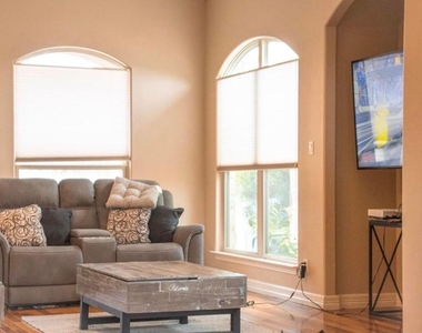 20600 Highland Lake Dr - Photo Thumbnail 2
