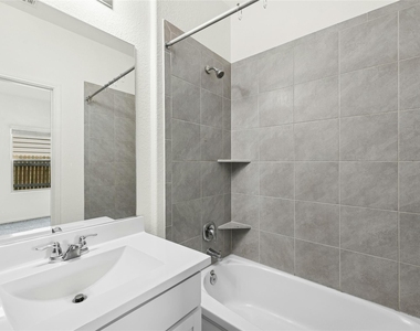 513 Circle Way - Photo Thumbnail 29