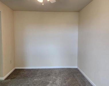 804 Vaughn Road - Photo Thumbnail 2
