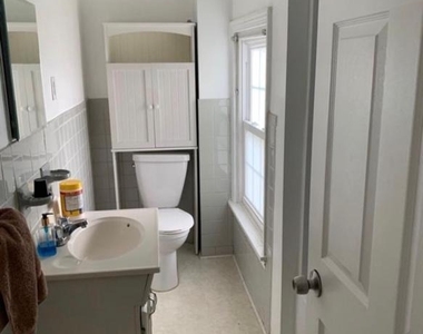 28 W King Street W - Photo Thumbnail 12