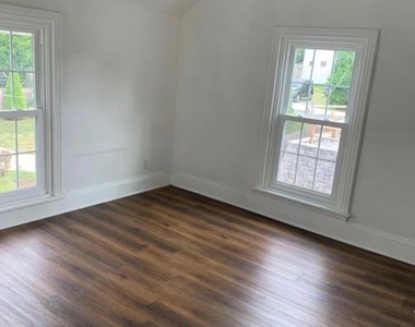 28 W King Street W - Photo Thumbnail 4