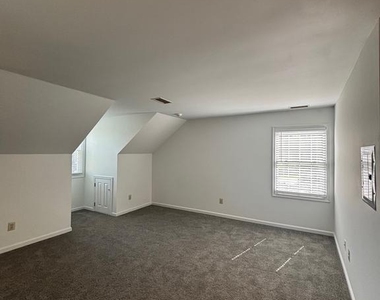 279 W Uwchlan Avenue - Photo Thumbnail 11