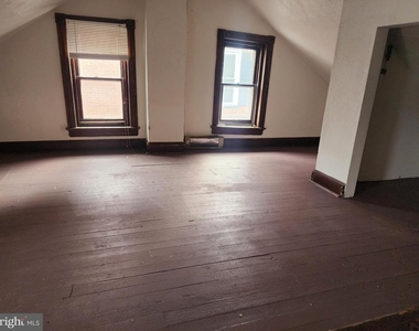 118 S 6th Avenue - Photo Thumbnail 6