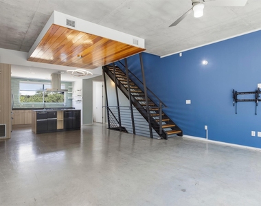 2301 S 5th St - Photo Thumbnail 13